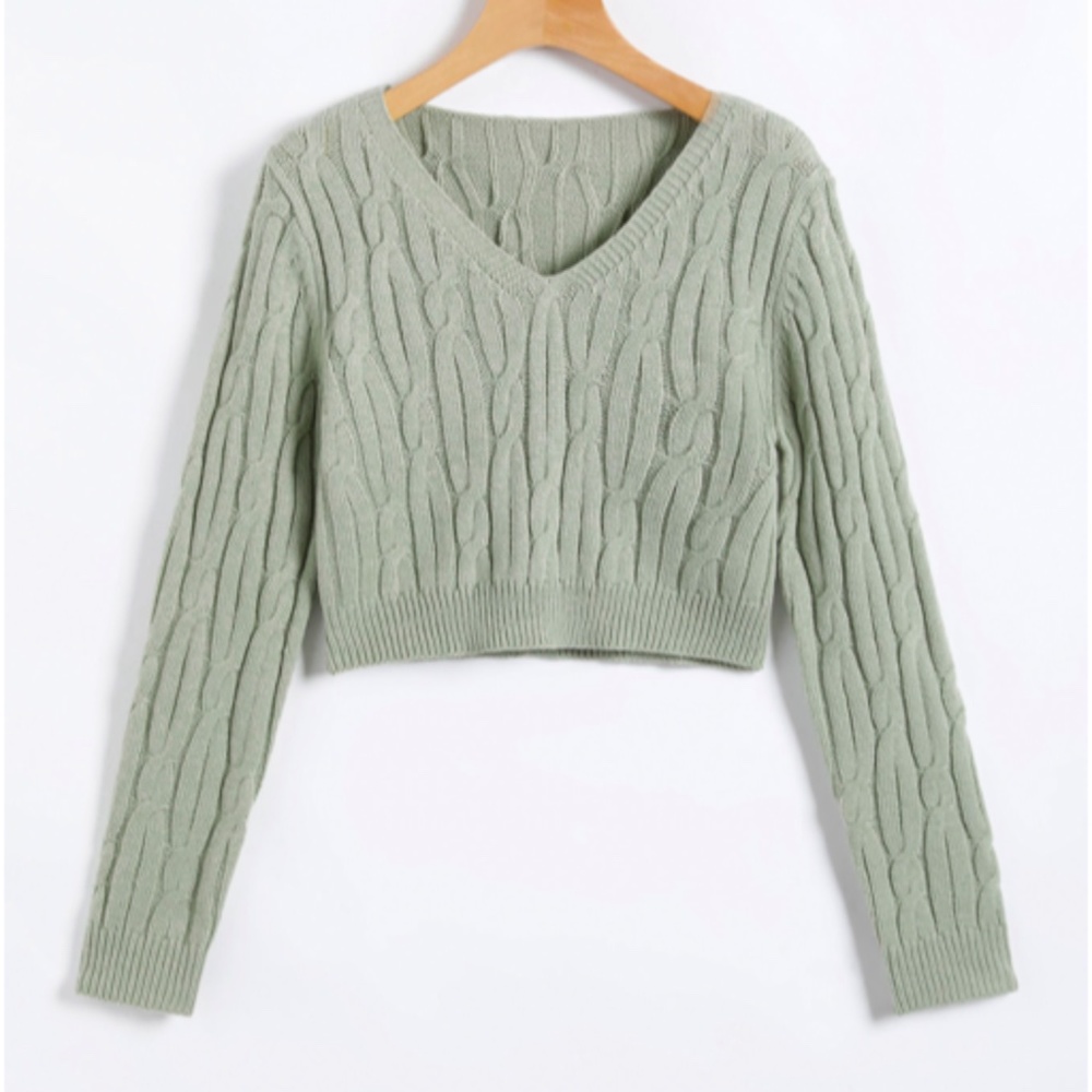 Cable Knit V Neck Crop Sweater